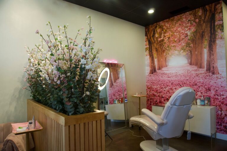 New Beauty Spa Allows Ua Students To Pay With Catcard