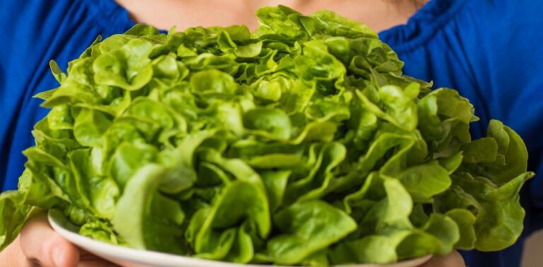 Eating Leafy Greens Could Be Better For Oral Health Than