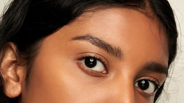 Yes, You Can Lift Your Brows With Botox