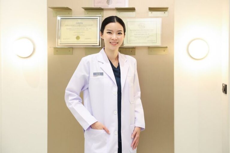 "dr. Ramida Kasemsomporn” – The First Thai Hair Transplant Doctor